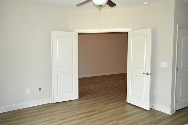 81 Delray Dr Unit 2-C, Murrells Inlet, SC 29576 - spare room featuring a ceiling fan, light wood-style floors, baseboards, and a smoke detector