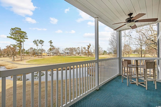 balcony with ceiling fan