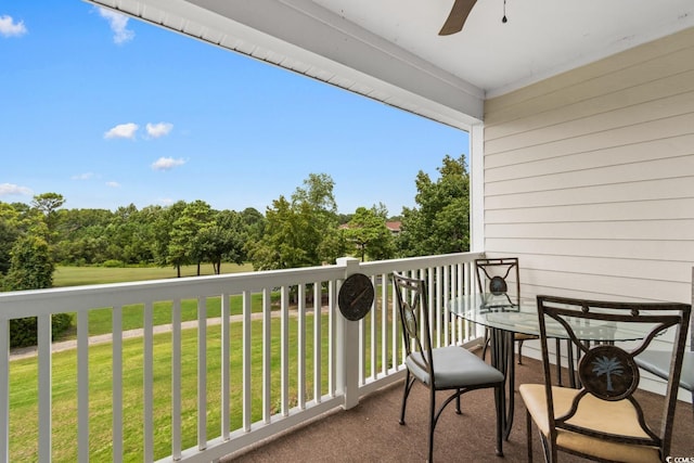 balcony featuring ceiling fan