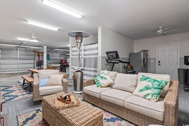 living room featuring ceiling fan