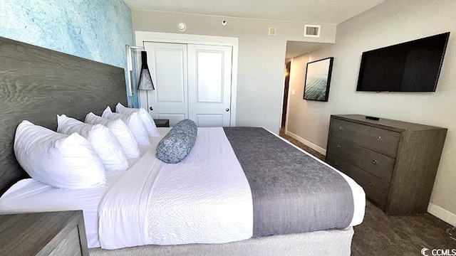 bedroom featuring a closet