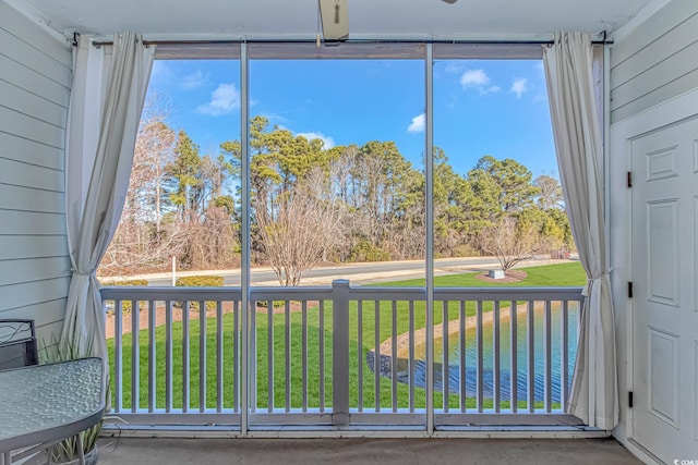 view of unfurnished sunroom