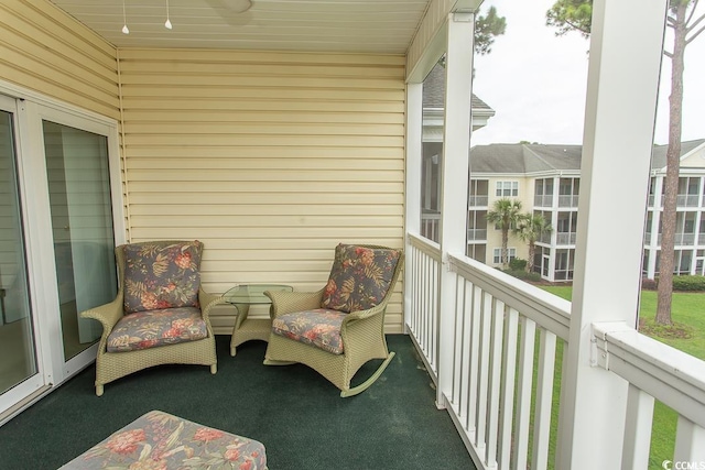 view of sunroom / solarium