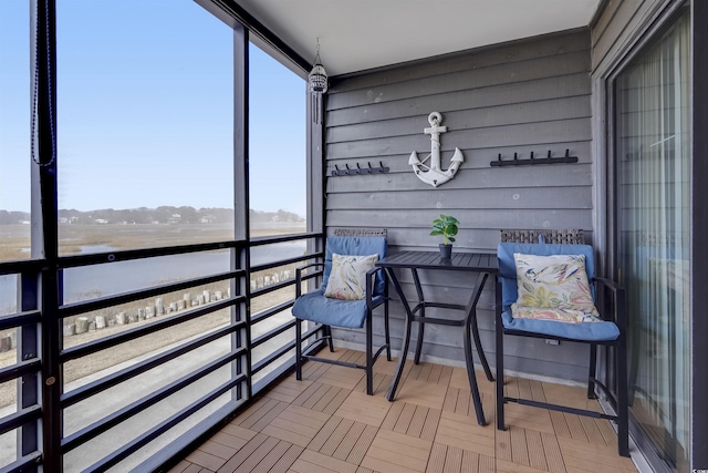 view of sunroom / solarium