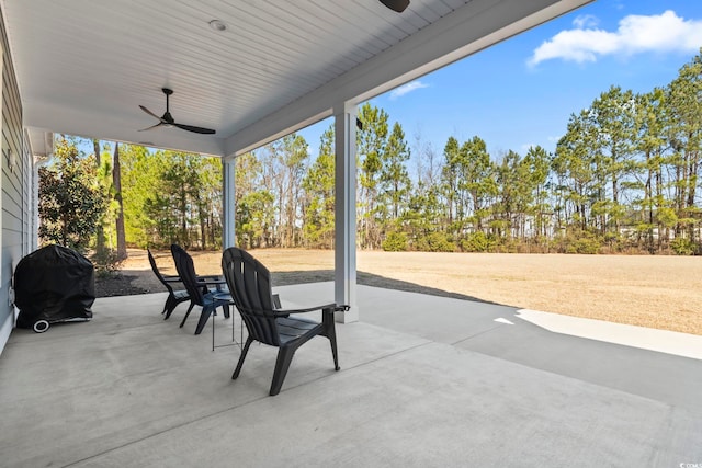 view of patio featuring grilling area and ceiling fan