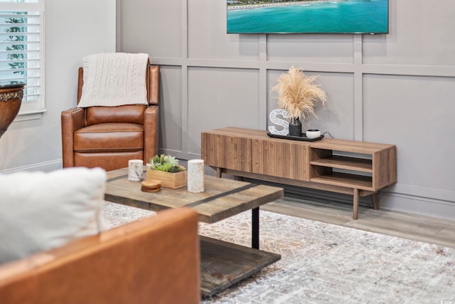 living area with light wood-type flooring