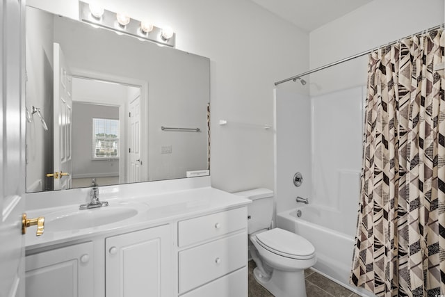 full bathroom with tile patterned floors, vanity, toilet, and shower / bath combo