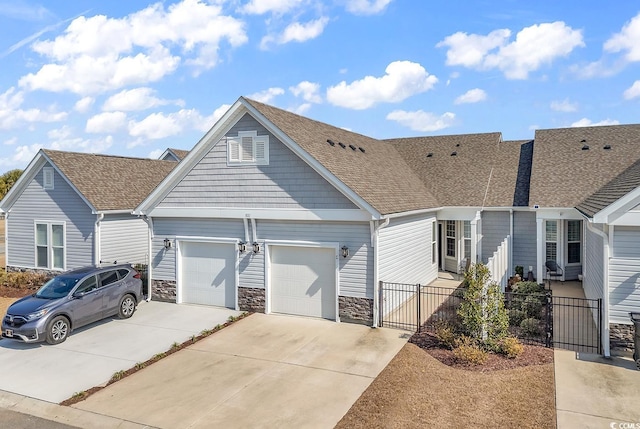 view of front facade with a garage