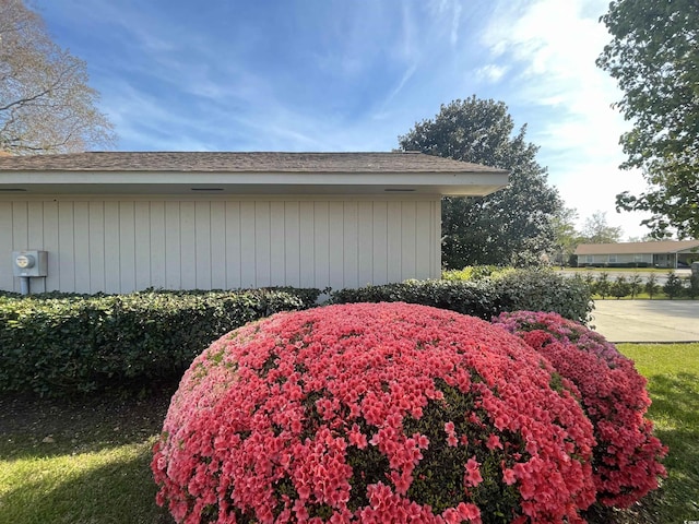 view of home's exterior