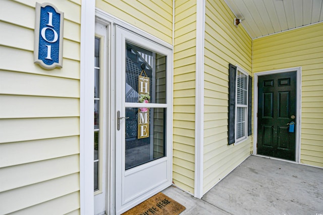 view of property entrance