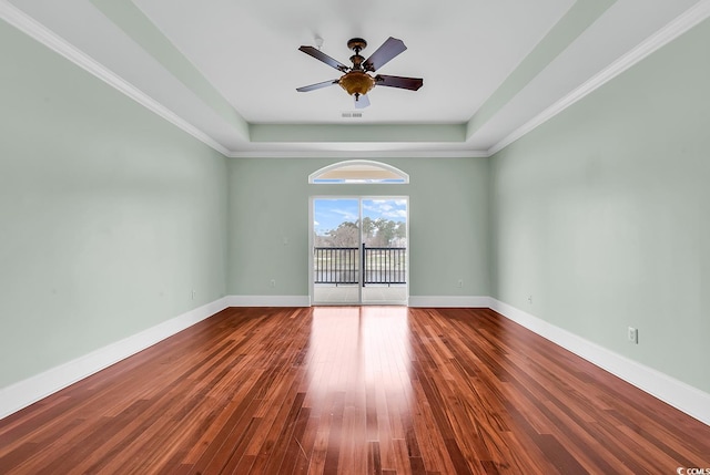 249 Venice Way Unit 3301, Myrtle Beach, SC 29577 - hall featuring wood-type flooring