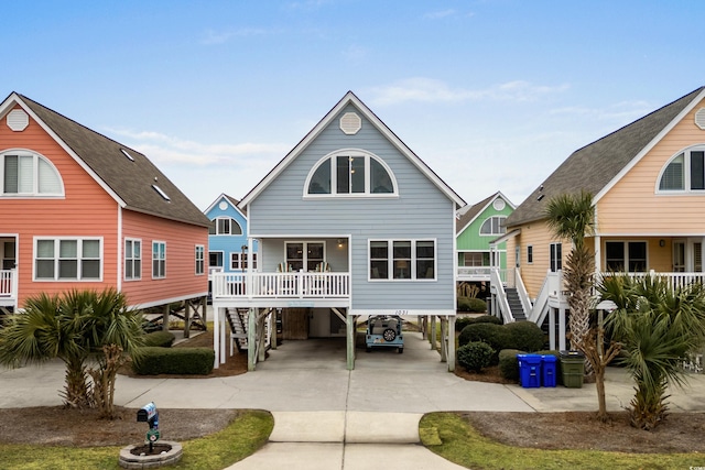 view of front facade featuring a carport