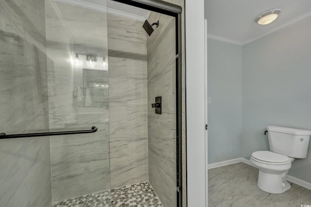 full bath featuring a marble finish shower, baseboards, toilet, marble finish floor, and crown molding