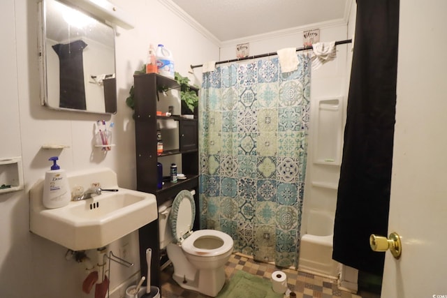 full bathroom with crown molding, toilet, and shower / bathtub combination with curtain