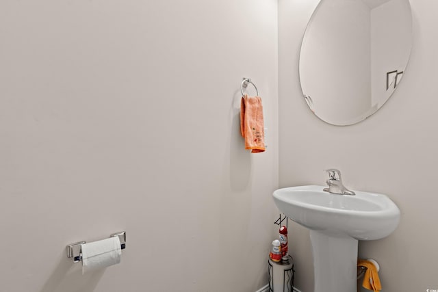 3000 Chesterwood Ct, Myrtle Beach, SC 29579 - bathroom with a sink