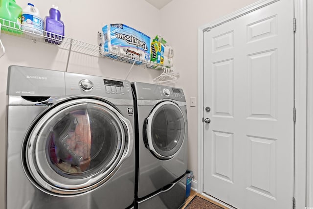 3000 Chesterwood Ct, Myrtle Beach, SC 29579 - laundry room with washer and dryer