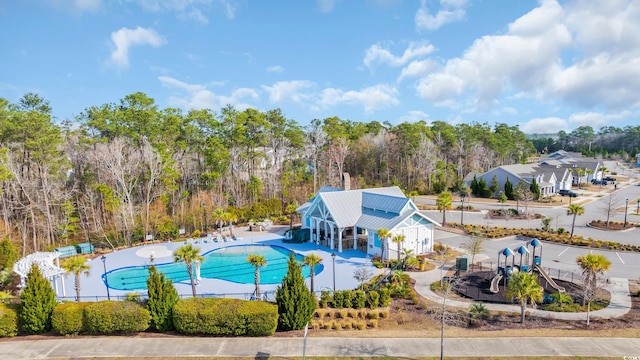 view of swimming pool