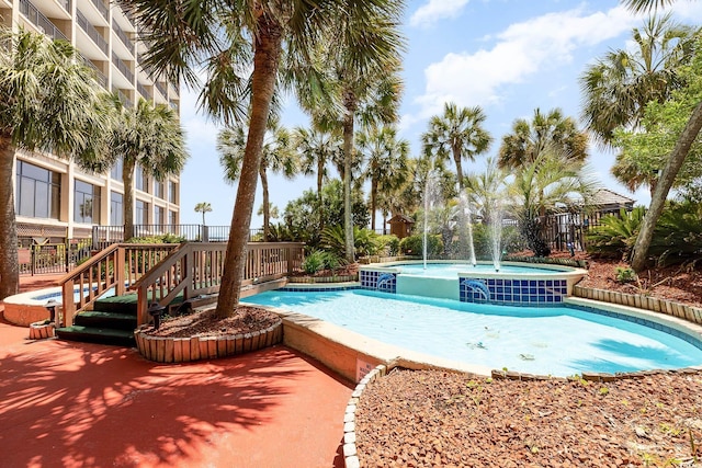 view of swimming pool