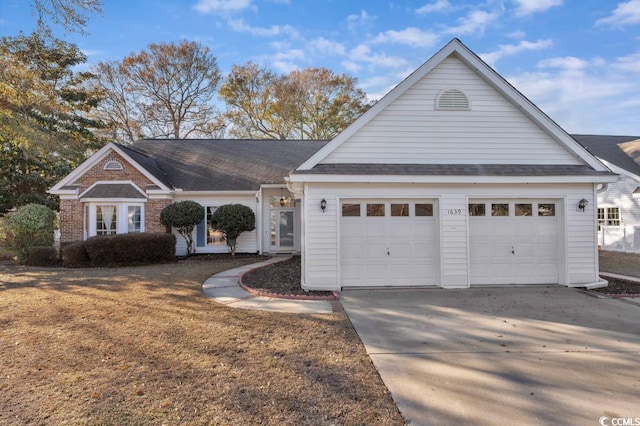 view of front facade featuring a garage