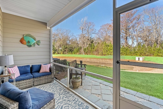 sunroom with a healthy amount of sunlight