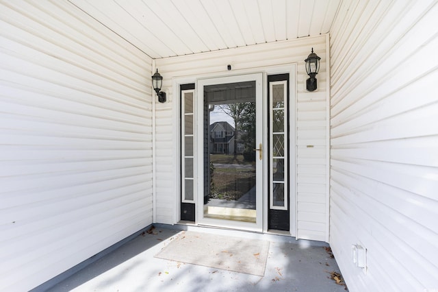 view of property entrance