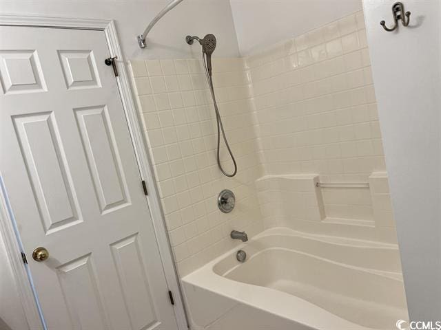 full bathroom featuring bathing tub / shower combination