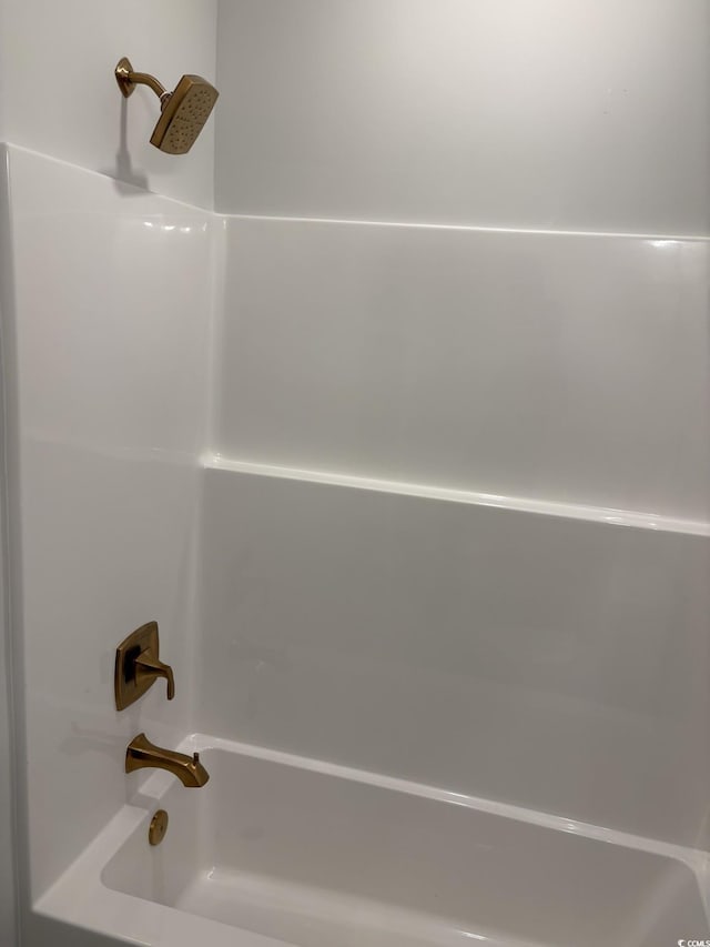 183 Glengrove Ln, Murrells Inlet, SC 29576 - full bathroom featuring tub / shower combination