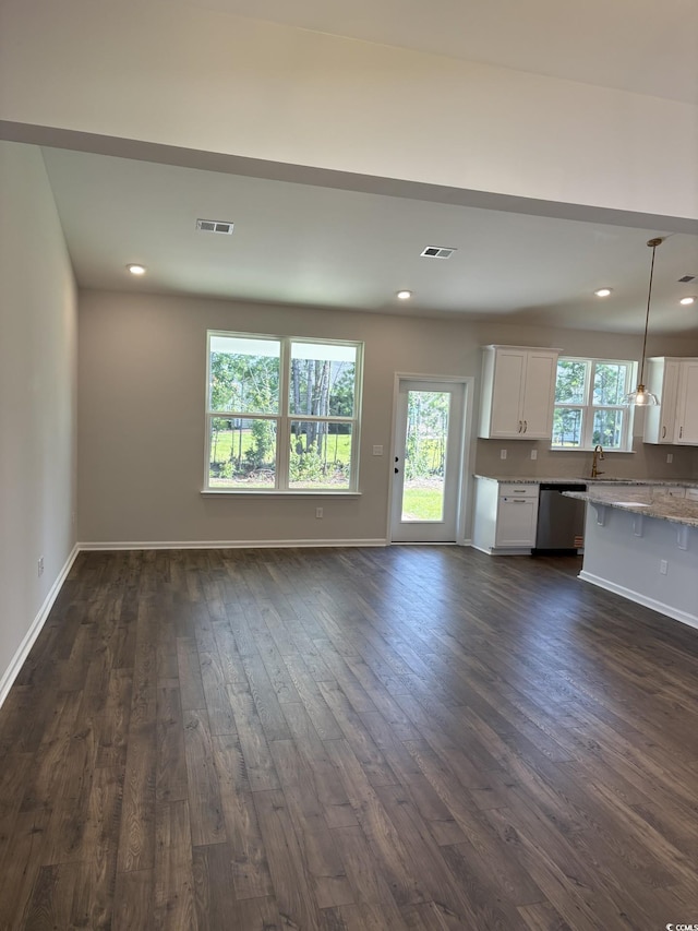183 Glengrove Ln, Murrells Inlet, SC 29576 - unfurnished living room featuring dark wood-type flooring and recessed lighting