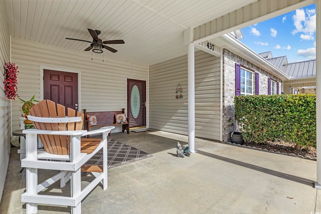 view of patio / terrace with a ceiling fan and covered porch