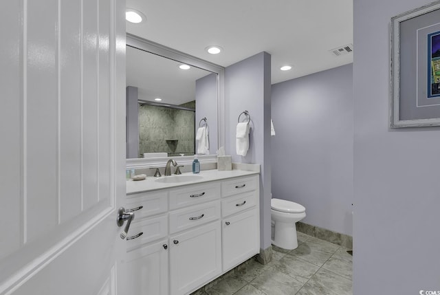 full bath featuring toilet, a shower with shower door, recessed lighting, vanity, and visible vents