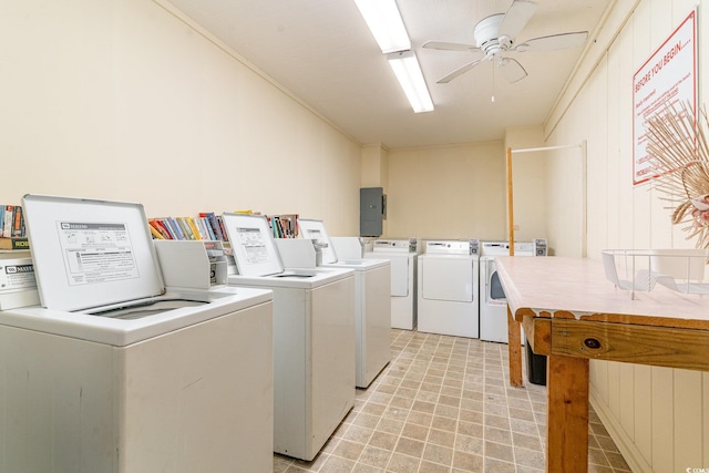 community laundry room featuring a ceiling fan and washing machine and clothes dryer