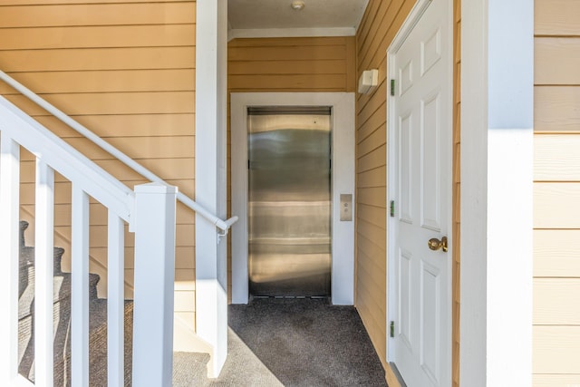 entrance to property with elevator