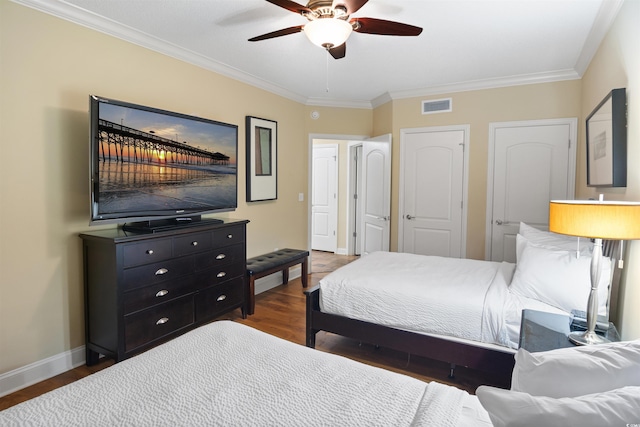 100 N Beach Blvd Unit 1917, North Myrtle Beach, SC 29582 - bedroom with crown molding, baseboards, wood finished floors, and a ceiling fan