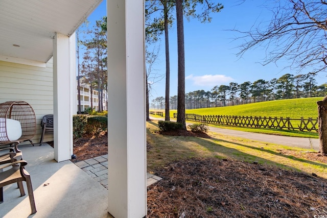 view of yard featuring fence