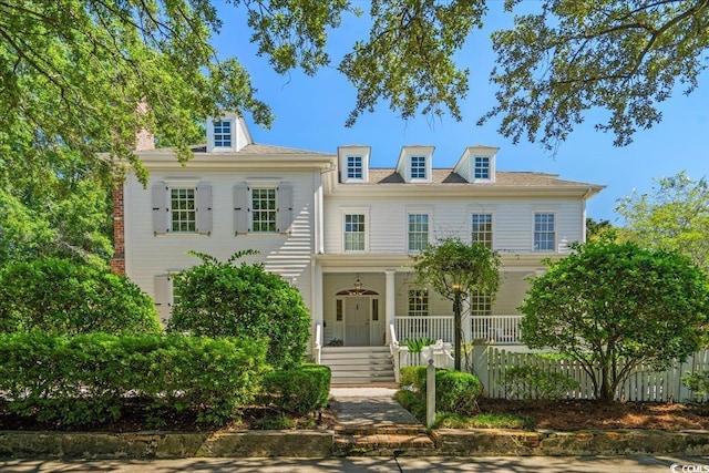 view of front of home with covered porch