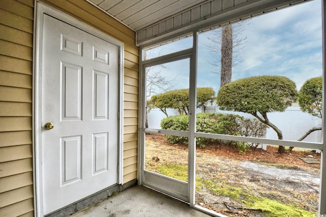 view of sunroom / solarium