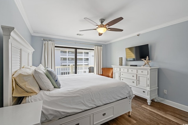 bedroom featuring dark wood finished floors, visible vents, ornamental molding, ceiling fan, and baseboards