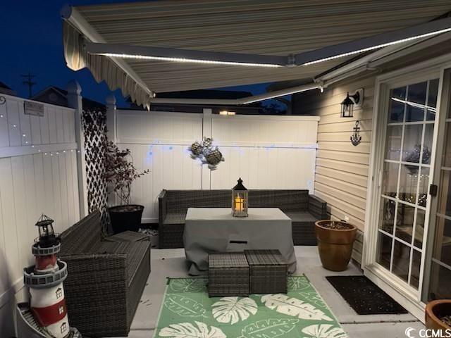 view of patio / terrace featuring an outdoor hangout area