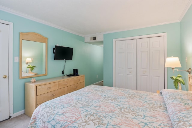 bedroom featuring carpet flooring, visible vents, and crown molding