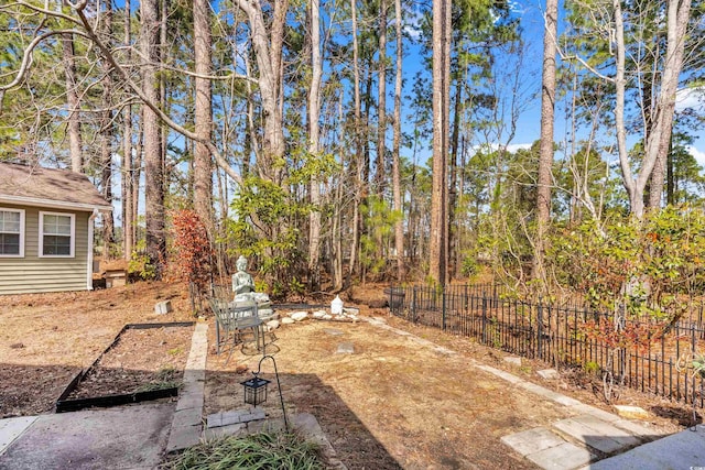 6634 Cinnamon Fern Ln, Myrtle Beach, SC 29588 - view of yard with fence