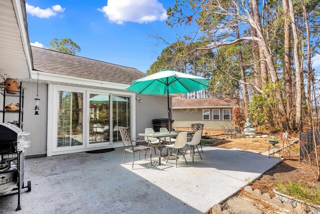6634 Cinnamon Fern Ln, Myrtle Beach, SC 29588 - view of patio / terrace with grilling area