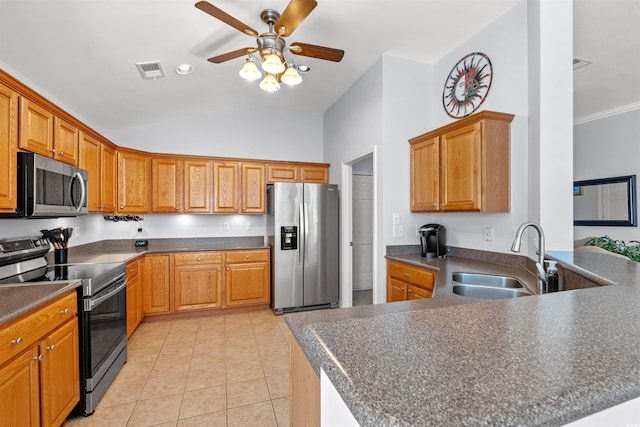 4517 Planters Row Way, Myrtle Beach, SC 29579 - kitchen featuring a sink, stainless steel appliances, a ceiling fan, vaulted ceiling, and dark countertops