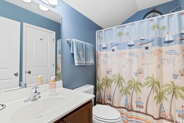 full bathroom with a textured ceiling, lofted ceiling, toilet, a shower with shower curtain, and vanity