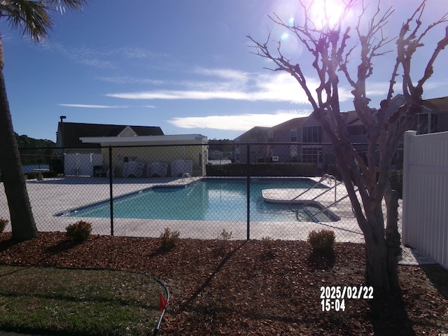 pool with fence