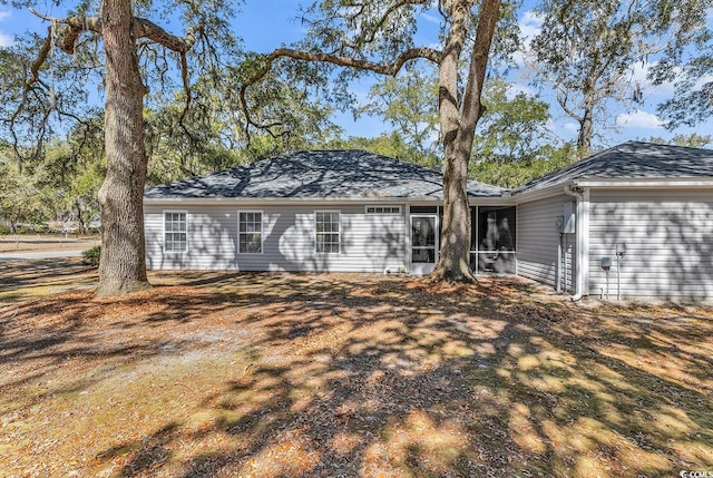 Listing photo 2 for 429 Loril St, Georgetown SC 29440