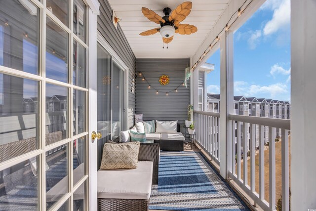 exterior space featuring ceiling fan and outdoor lounge area