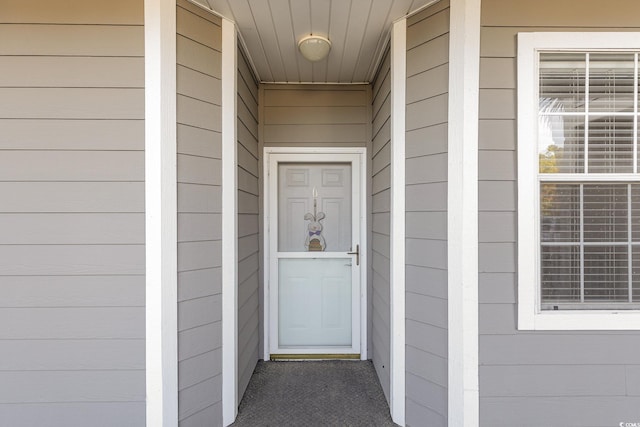 view of property entrance