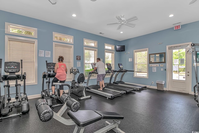 exercise room featuring ceiling fan, recessed lighting, and baseboards