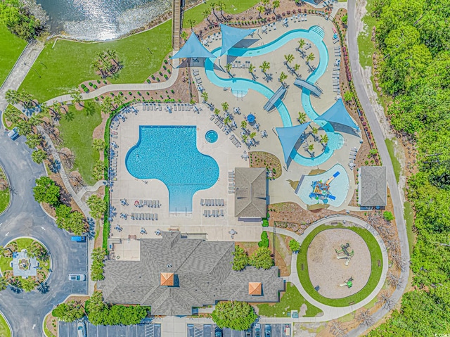 bird's eye view of a pool area