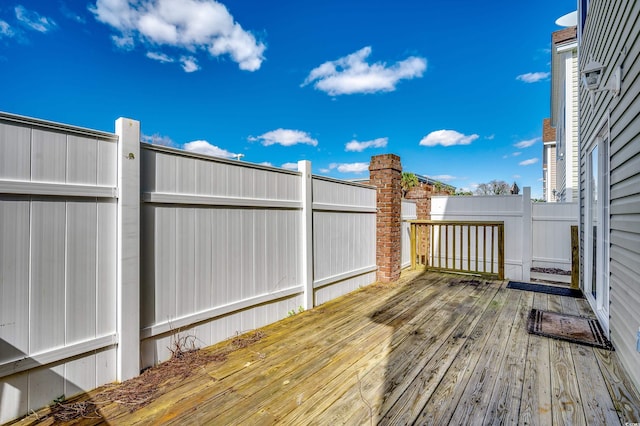 deck with fence